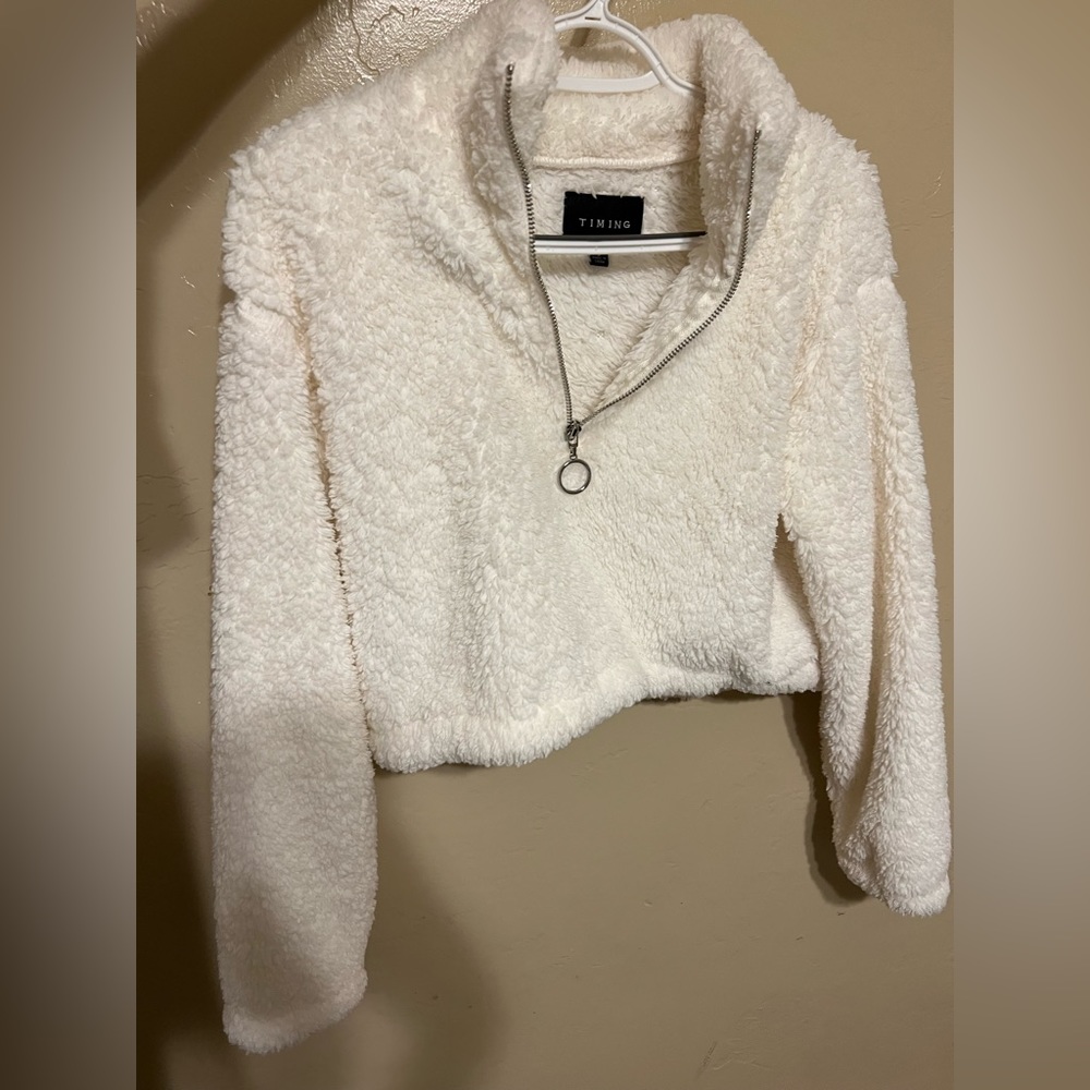 Brand new fluffy zip up crop top